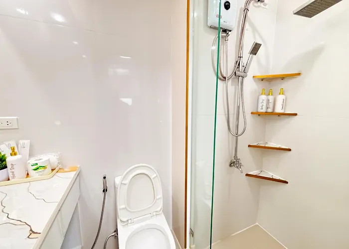 Le Blue Penthouse Wifi & Netflix I Coast 4056 Manila